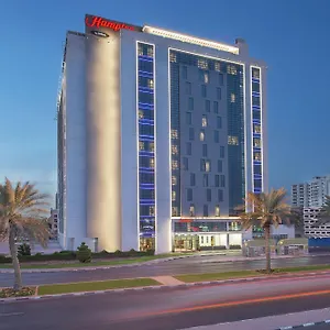 Hampton By Hilton Airport מלון דובאי